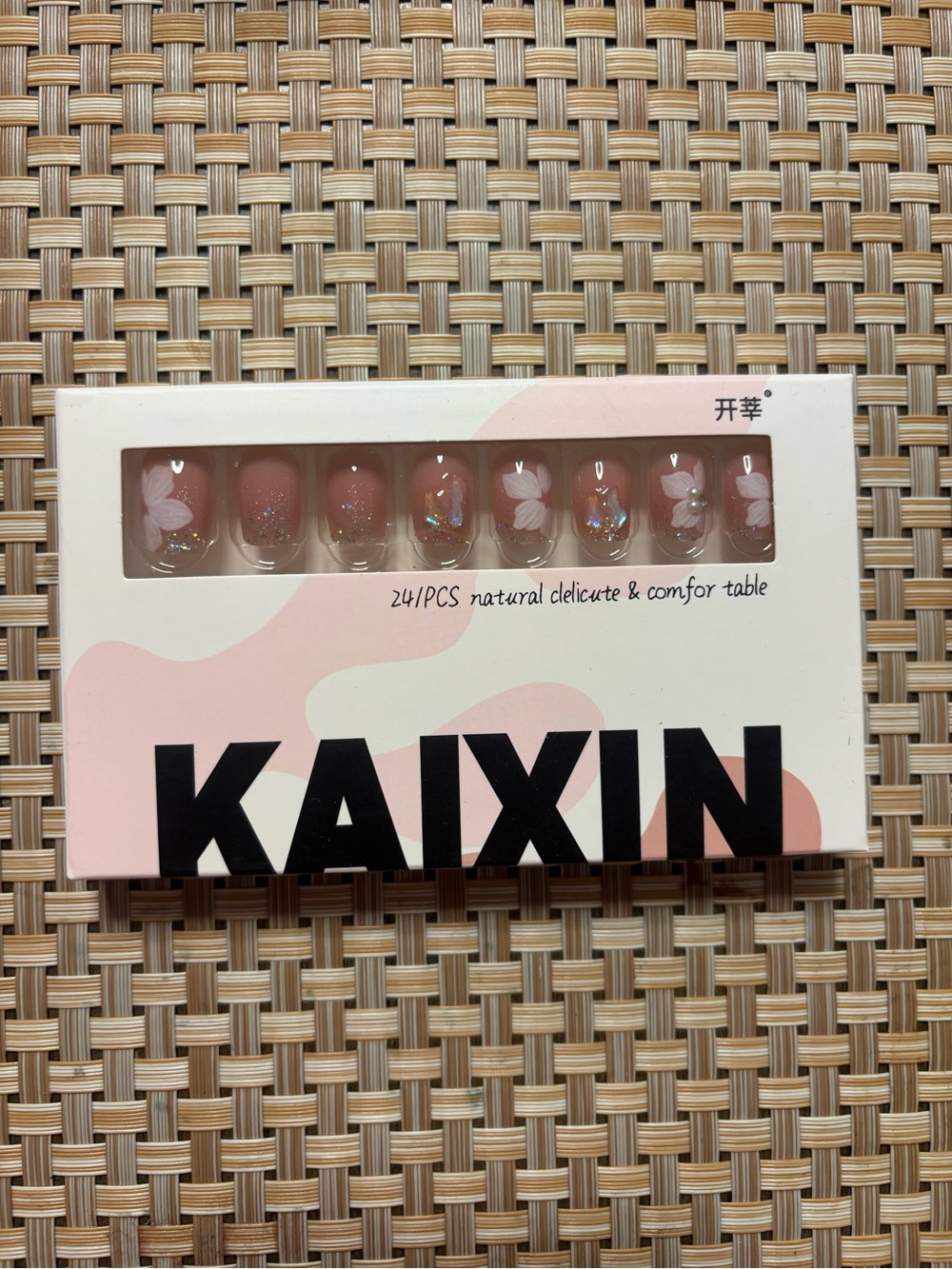 Pink Floral Press-On Nail Set
